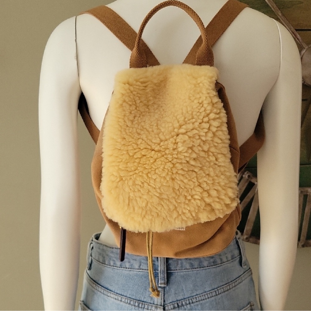 UGG NORDIE SUEDE AND SHEARLING
MINI BACKPACK
